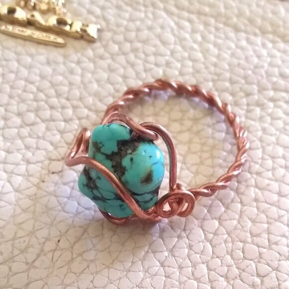 Ring Size 9.25 ~ Southwest Serenade: Turquoise Magnesite Wrapped in Copper - Picture 5 of 10
